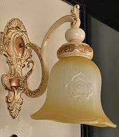 Бра однорожковое Мелодия Света Е27 Белое золото картинка 